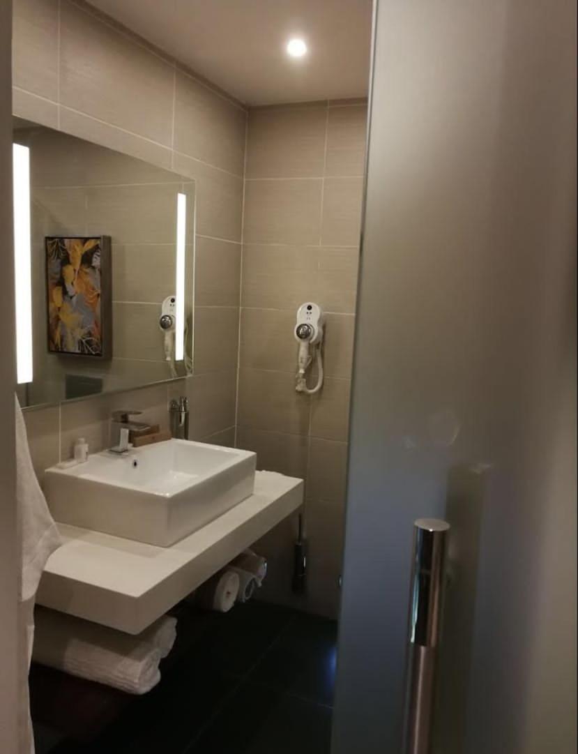 Ofas Chelsea Hotel Abuja Extérieur photo